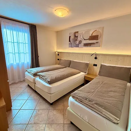 Apartment Zini *